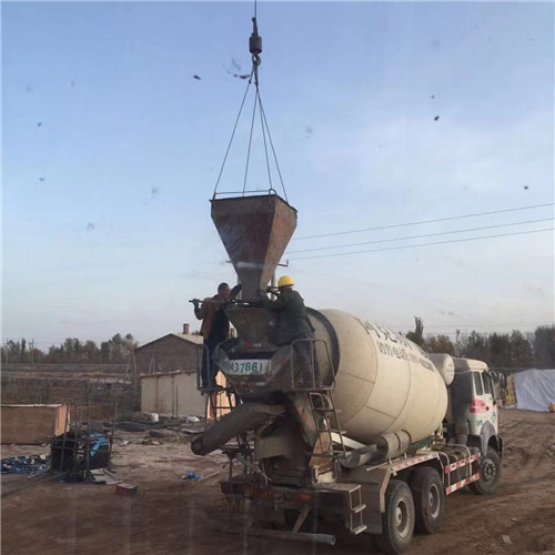 涞水县“精准瞄准”—— 吊车的 “定位导航” 技术